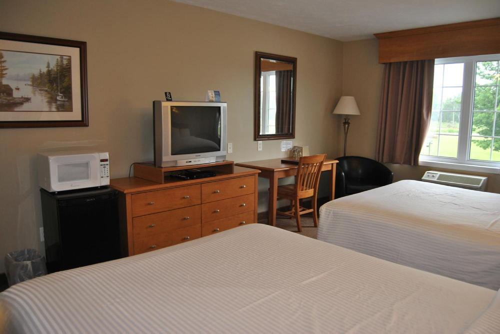Auberge Bouctouche Inn & Suites Bagian luar foto